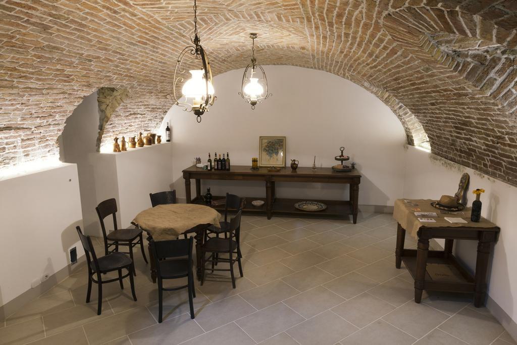 Crealto Villa Alfiano Natta Exterior photo